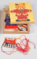 Мир деревянных игрушек Мишка шнуровка 2